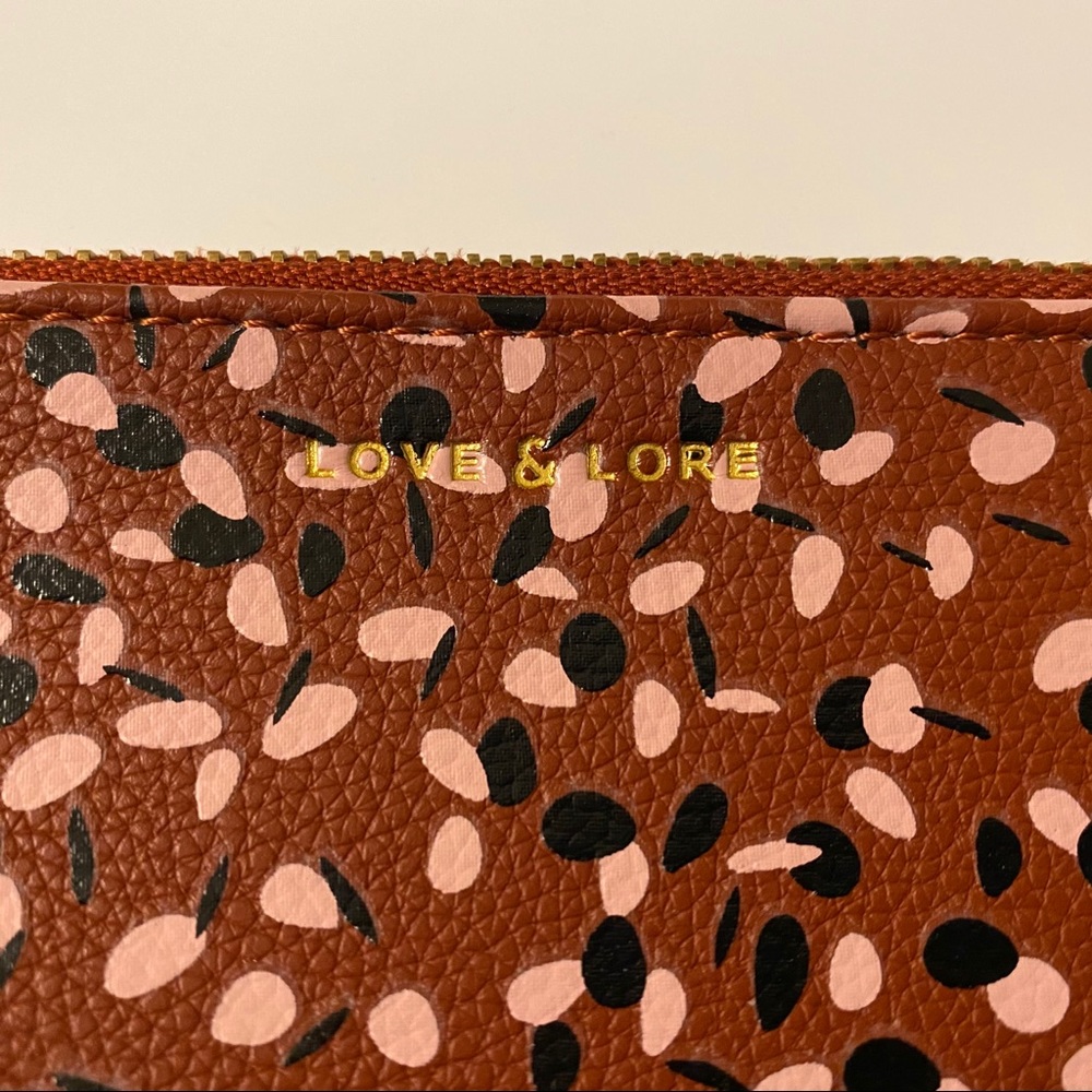 NWT LOVE & LORE Medium zipper pouch Terracotta